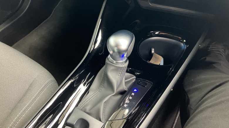 Toyota C-HR 1.8 Hybrid Design 5dr CVT Hybrid Hatchback